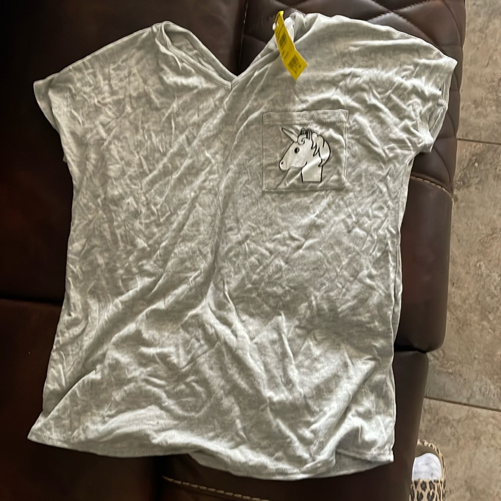 New with tags girls shirt